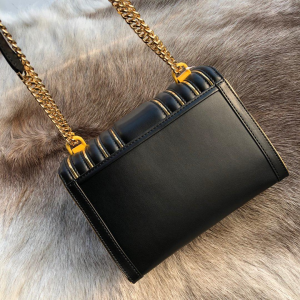 dfe0949814c14637d9c6d207d907208a